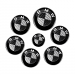 7 vnt. Priekinės variklio dangčio emblema Automobilio 50-mečio logotipas 82 mm + Galinė emblema 74 mm + Ratlankio gaubtelis 68 mm Dekoratyvinis dangtelis Stilius BMW M