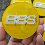 4 vnt. 70 mm auk&scaron;tos kokybės BBS emblemos lipdukai, skirti 5624073 akrilinei ratlankio centro dangtelio logotipui 56.24.073 70mm&Only Stickers