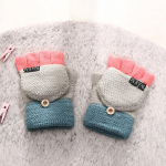 Madingos mezgimo pir&scaron;tinės i&scaron;laiko &scaron;ilumą Pliu&scaron;inės mielos vilnos pir&scaron;tinės įvairiaspalvis