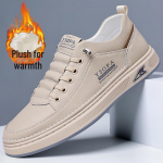 2024 m. pavasario vyri&scaron;ki laisvalaikio sportbačiai su mink&scaron;tu padu i&scaron; karvės odos - balti 42