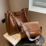 Rankinė Moteri&scaron;ka Pavasarinė Nauja Didelės Talpos Madinga Motinos ir Vaiko Rankinė Tekstūruota Kasdienė Retro Universalus Peties Crossbody Krep&scaron;ys