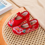 Vaiki&scaron;ki batai su mink&scaron;tu padu siuvinėti: Etninis Hanfu stilius, skirtas mažų vaikų &scaron;okių pasirodymui 26 raudona