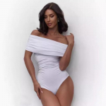 Europos ir Amerikos moterų gatvės aprangos mados asmenybė, viena apykakle, i&scaron;kirpta nuo peties, plonas prigludimas be rankovių S juoda