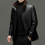 Žieminė vyri&scaron;ka natūralios odos striukė, vidutinio ilgio aksominė avikailio vir&scaron;utinė dalis, &scaron;ilta neperpučiama striukė vidutinio amžiaus tėčiui 195