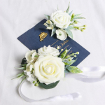 4 vnt. Vestuvių rie&scaron;o gėlių rožių rie&scaron;o korsažo boutonniere rinkinys vyrams. &scaron;ampanas
