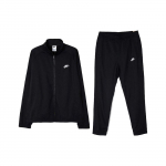 Nike Polimegztas sportinis kostiumas su užtrauktuku užtraukiama apykakle ir rai&scaron;teliais &bdquo;Joggers&ldquo; vyri&scaron;kas sportinis kostiumas, juodas FB7351-010 2XL