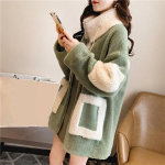 Moteri&scaron;ka striukė su užtrauktuku Aksominis pastorintas vidutinio ilgio plius dydžio megztinis 2XL žalia