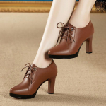 Mada 2025 moteri&scaron;ka mada auk&scaron;tos kokybės trumpi ankle boots moteri&scaron;ki klasikiniai rudi pavasariniai ir rudeniniai auk&scaron;takulniai batai 35 ruda