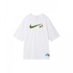 Nike Sportswear Swoosh Animacinis Spaudinys Laisvo Kirpimo Apvalios Kaklo Mar&scaron;kinėliai Moteri&scaron;ki Vir&scaron;utiniai Drabužiai Balti FN3711-100 XL