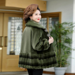 Madingas didelio dydžio moteri&scaron;kas paltas su audinės aksomu, skirtas žiemos &scaron;ilumai