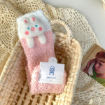 Animacinės mielos kojinės moterims rudens žiemos storos &scaron;iltos grindų miego kojinės koralinio aksomo termo Lolita Kawaii kojinės kalėdinės dovanos violetinė