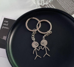 2 vnt. Įdomus atitikimas žmonėms nei &scaron;irdies vidurinis pir&scaron;tas pora raktų pakabukas mielas juokingas studentas automobilio pakabukas priedai interjeras