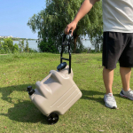 Kempingo vandens butelis kibiras gėrimų dozatorius bakas piknikui žvejybai žygiams BBQ balta