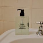 Tea Collective Nourish Hand Wash Artemis 280ml gray