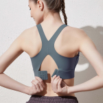 Moteri&scaron;ka besiūlė sportinė liemenėlė su krūtinės įklotu: Apsauga nuo nukritimo, atsparus smūgiams, surinktas dizainas bėgimui ir kūno rengybai XL violetinė/rožinė