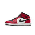 Air Jordan 1 Mid Chicago Black Toe EU 37.5 balta