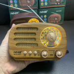 Klasikinis Retro FM AM Radijas Stalinis Imtuvas Įkraunamas Ne&scaron;iojamas MP3 Radijo Imtuvai Stereo 3W Bluetooth Garsiakalbis AUX USB Wood color