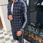 Nauji &bdquo;Gentleman Plaid&ldquo; vyri&scaron;kų sportinių kostiumų rinkiniai Laisvalaikio užtrauktuko striukės paltas sportinis kostiumas Auk&scaron;tos kokybės 3D spausdinimas Madingi 2 dalių vyri&scaron;ki drabužiai XL