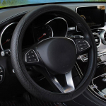 37-39 cm Car Steering Wheel Cover Skidproof Auto Steering- Wheel Cover Anti-Slip Embossing Leather Car-styling Car raudona