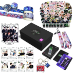 StrayKids karma Dovanų dėžutė Stovinti figūrėlė Lipdukas Mini kortelė Virvelės rinkinys Kalėdinė dovana DOIT 1