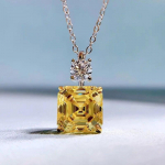 Nauji 100 % 925 sterlingų sidabro sukurti moissanito pakabukai moterims, putojančio anglies deimantų 10*10 mm puikūs papuo&scaron;alai geltona