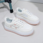 Moteri&scaron;ki lengvi platforminiai stambūs sportbačiai, neslystantys, kvėpuojantys suvarstomi vaik&scaron;čiojimo batai Sportiniai batai Nauji PU odos laisvalaikio sportbačiai moterims