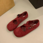Moteri&scaron;ki bateliai su plok&scaron;čiapadžiais bateliais, moteri&scaron;ki bateliai su kryžminiu dirželiu, madingi, temperamentingi, retro stiliaus, zom&scaron;iniai, moteri&scaron;ki bateliai, zom&scaron;iniai mokasinai 35 raudona