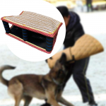 Daugiafunkcis plei&scaron;tinis interaktyvus žaislas auksaspalviams retriveriams, mokantis &scaron;uns įkandimo pagalvę