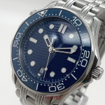 41 mm vyri&scaron;kas mechaninis laikrodis - mėlynas ciferblatas, data, &scaron;viesą atspindinčios rodyklės, keraminis rėmelis, &scaron;lifuotas 316L nerūdijančio plieno korpusas ST 1612 Movement matinė juoda spalva