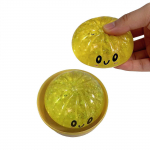 Blizgus garuotas pyragėlis spaudomas žaislas, mielas veidukas streso mal&scaron;inimo Fidget žaislas, ne&scaron;iojamas lėtai at&scaron;okantis sensorinis žaislas vaikams ir suaugusiems, 6 spalvos 1PCS mėlyna
