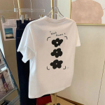 Balti mar&scaron;kinėliai su gėlėmis trumpomis rankovėmis Vasariniai universalūs laisvalaikio moteri&scaron;ki vir&scaron;utiniai palaidi apvaliu kaklu, negabaritinių mar&scaron;kinėliai M balta