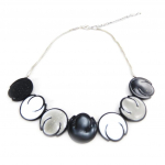 NOA [J4508] - Collier Cr&eacute;ateur 'Tulipes' noir gris juoda