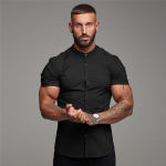 Muscleguys Madingi Retro stiliaus vyri&scaron;ki paprasti mar&scaron;kinėliai trumpomis rankovėmis Vasaros laisvalaikio paprasta stovi apykakle gražūs mar&scaron;kiniai M juoda