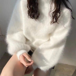 Mink&scaron;tas ir jaukus White Mink megztinis, laisvas ir storas trikotažas moterims