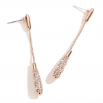 1Pora Asmeniniai auskarai Moteri&scaron;ki madingi ir eleganti&scaron;ki ilgi la&scaron;o formos lydinio auskarai Rožinio aukso auskarai