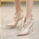 Moteri&scaron;ki i&scaron;kilmingi prabangūs auk&scaron;takulniai aulinukai su kristalų kaspinėliu, smailianosiai bateliai, eleganti&scaron;ki bateliai prie suknelės, 2025 metų tendencija, nauji seksualių auk&scaron;takulnių bateliai, moteri&scaron;ki aulinukai 34 &scaron;ampanas