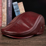 Natūralios odos vyri&scaron;ka skrybėlė ančių snapui &ndash; stilinga, &scaron;ilta, pastorinta karvės odos beretė vidutinio ir vyresnio amžiaus žmonėms (Ruduo/Žiema) L [55-56cm] bordinė