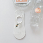 Moteri&scaron;kos vasarinės baltos gyvūnų ir augalų mielos siuvinėjimo nematomos kojinės silikoninės neslystančios kojinės One size