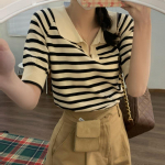 Laisvas vėjo dryžuotas V formos i&scaron;kirptės megztinis moterims vasarai &scaron;imtas laisvas trumpomis rankovėmis megztas mar&scaron;kinėlis vir&scaron;us kasdienis būtinas patogus stilius prigludęs megztinis mar&scaron;kinėliai One Size abrikosas