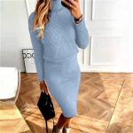 Moteri&scaron;ka rožinė auk&scaron;tu kaklu megzta suknelė Eleganti&scaron;ka ilgomis rankovėmis prigludusi megztinio suknelė S