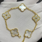 Naujos versijos keturlapis dobilas penkių gėlių apyrankė natūralaus raudono agato balto perlamutro apyrankė moteri&scaron;ka lazerinė apyrankė V Gold