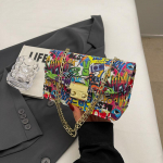 Moteri&scaron;kas mados grafičių mažas krep&scaron;ys 2024 m. Vasaros moteri&scaron;kas telefonas su atvartu Vakarinė sankaba piniginė Moteri&scaron;ki krep&scaron;iai Grandinėlės pečių krep&scaron;iai