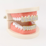 Vyri&scaron;ki Hip Hopo Auksiniai Dantų Grillz Vir&scaron;utinis & Apatinis Ledais Padengti Grillz Dantų Kubinis Deimantas Breketai Cirkonis Vampyro Dantų Grillz auksas