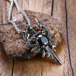 Titano plieno drakono karoliai, Dvigubas drakonas retro vyri&scaron;ki dominuojantys ir madingi vyri&scaron;ki inkrustuoti raudonu ir baltu cirkoniu pakabukai 50CM(Necklace Size)