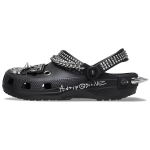 Crocs LittleBig X Classic Clog Bendradarbiavimas Classic Clogs Vyri&scaron;ki avalynė Juoda 207449-001 41-42