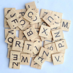 Vaikams &bdquo;pasidaryk pats&ldquo; medinės abėcėlės amatai, mokomieji &bdquo;Scrabble&ldquo; raidės, amatai, dėlionės, dėlionės, žaislai vaikams