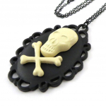Les Tr&eacute;sors De Lily [J2016] - Collier cr&eacute;ateur 'T&ecirc;te de Mort' beige noir juoda