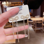 Korėjieti&scaron;ki madingi ilgi kri&scaron;tolo lankelio kutais puo&scaron;ti auskarai moterims, madingi prabangūs perlų lankelio formos auskarai