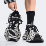 Batai nauji vasariniai tinklelio kvėpuojantys retro seni sportiniai ir laisvalaikio batai platforma tėčio batai 39 standard sneaker size juoda