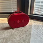 Dior Raudonas lakuotos odos kosmetikos dėklas raudona